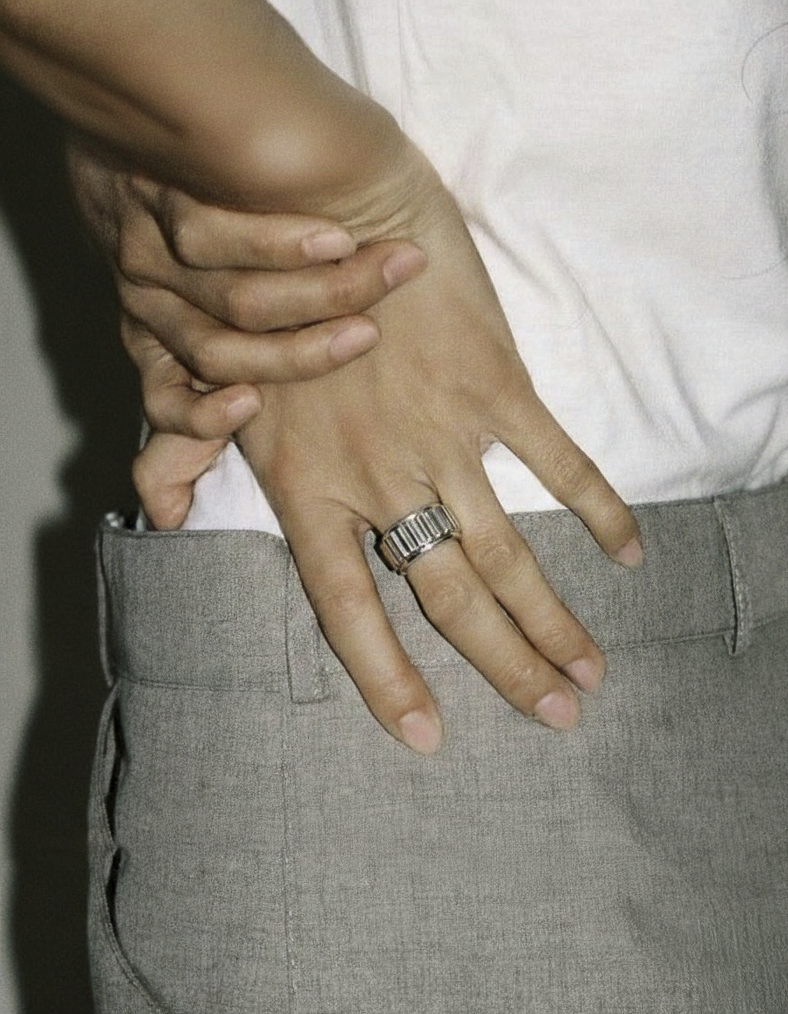 GRAND CANNELÉ WIDE BAND RING IN HIGH-POLISH STERLING SILVER