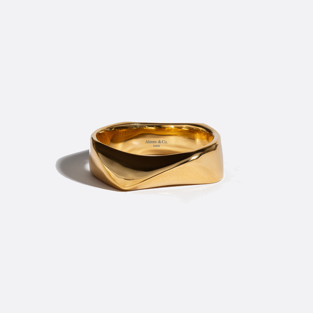 Ahrens & CO. GEFORMTER RING AUS VERGOLDETEM 18K 925ER SILBER