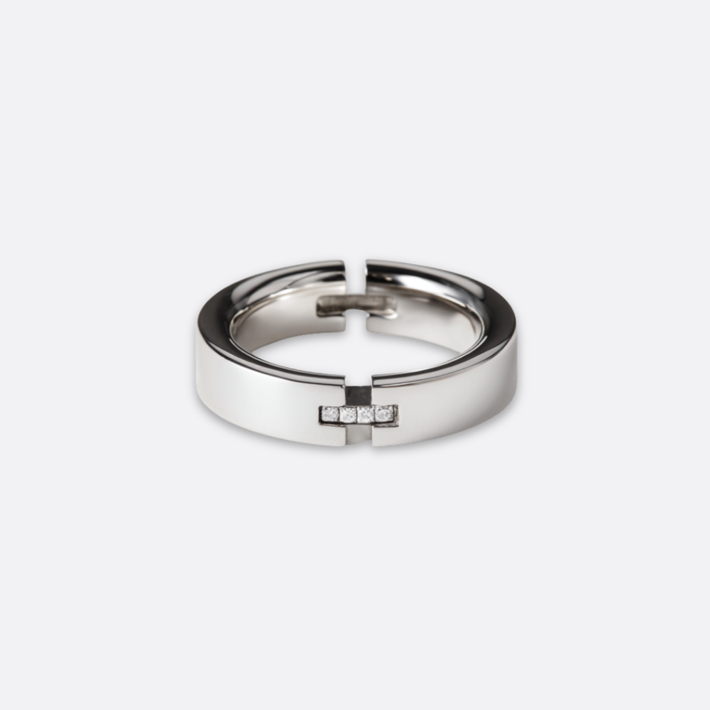 Axis Pavé Split Ring in rhodium-plated 925 sterling silver with channel-set cubic zirconia split band