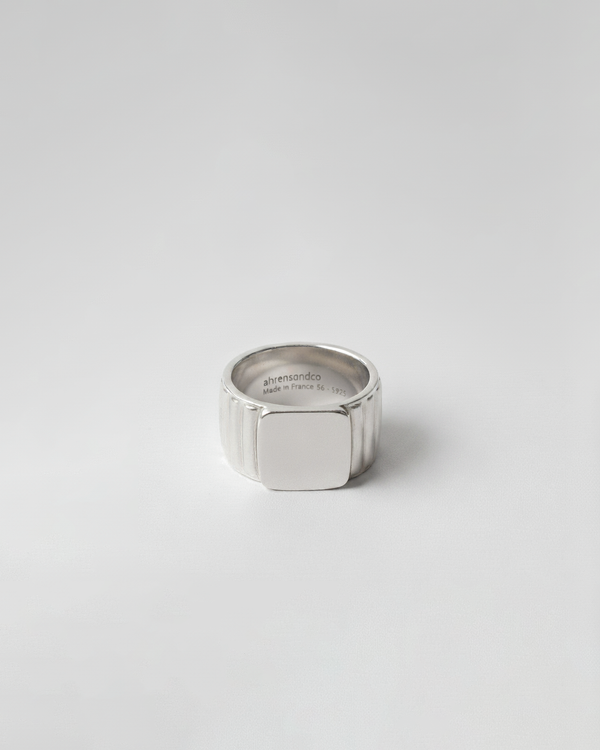 ahrensandco Cavité Ring aus Edelstahl mit spiegelpolierter Oberfläche – massiver Unisex Statement Ring aus Paris