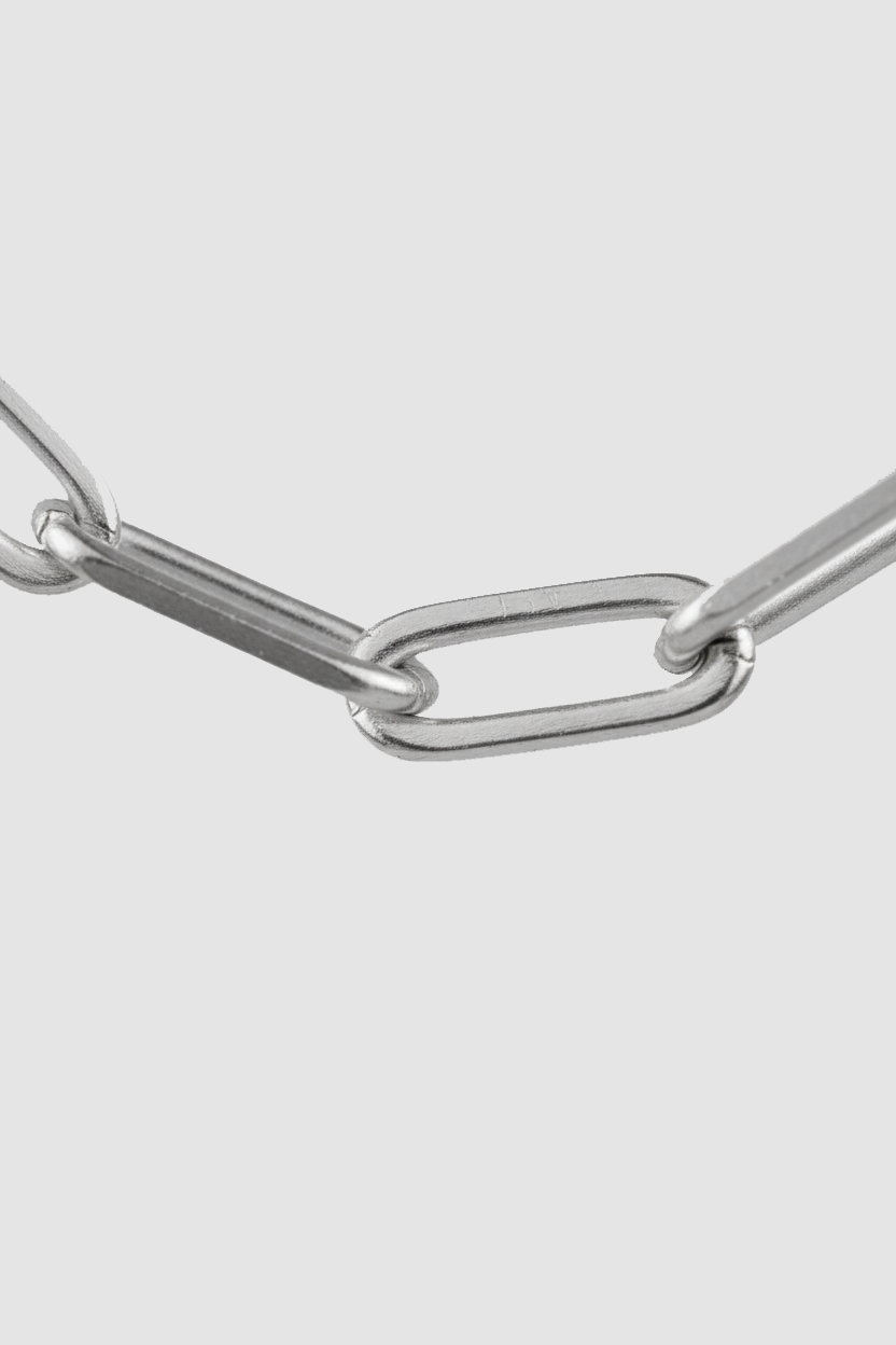 ahrensandco Honoré Necklace aus Edelstahl mit rhodinierter Oberfläche – minimalistische Kette mit Gravur, designed in Paris
