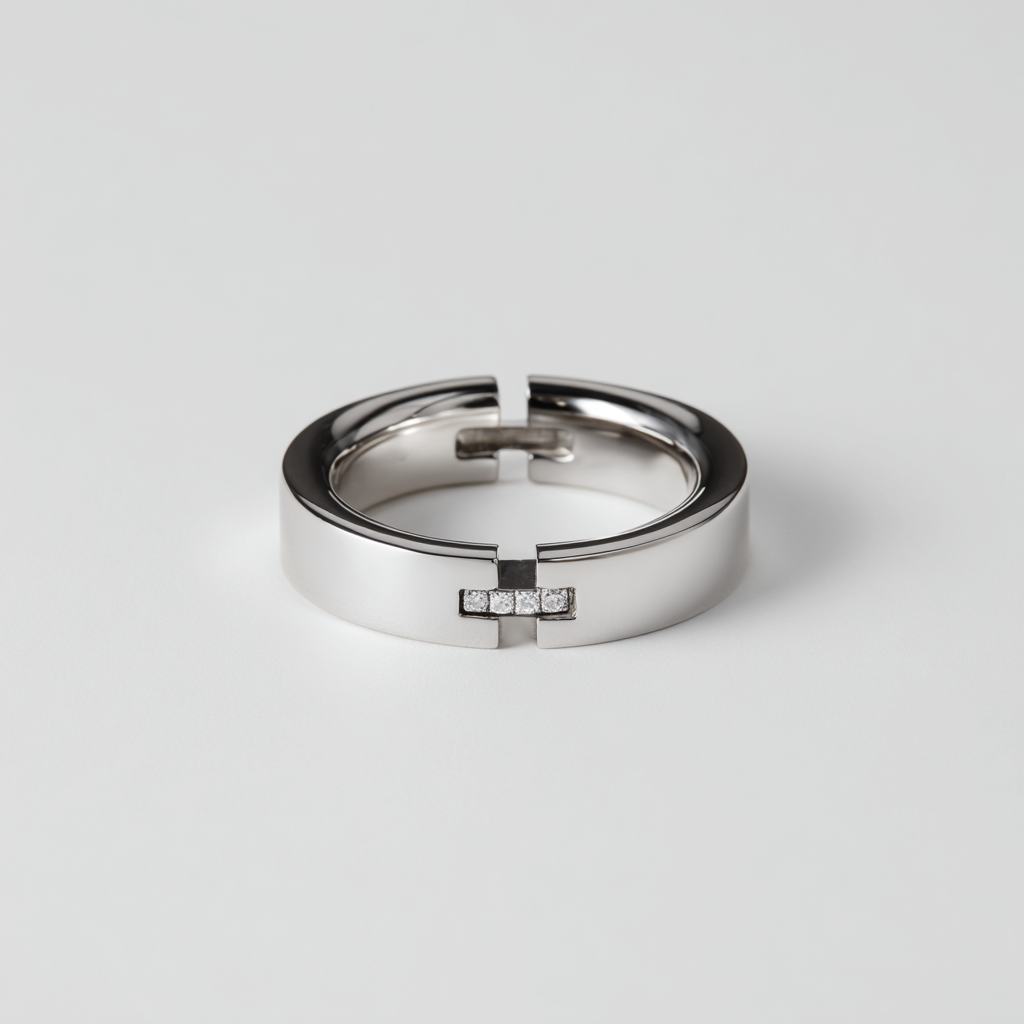 Side view of Axis Pavé Split Ring in 925 sterling silver, pavé CZ split band, modern silver jewelry